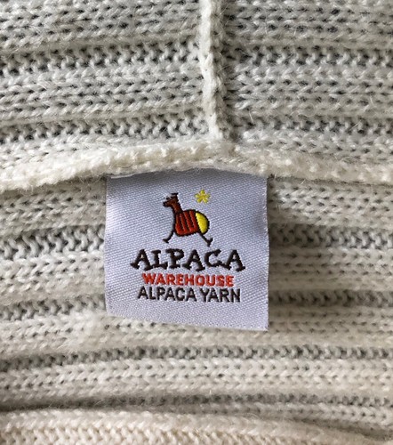 Womens White Alpaca Warehouse Shoulder Wrap Poncho Shawl NO HEADHOLE 25" X 25" - Picture 6 of 11