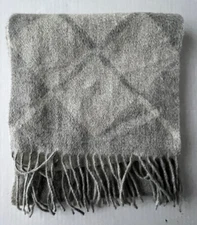 Charter Club Scarf Unisex 100% Cashmere Fringed Rectangle Grey Diamond Pattern