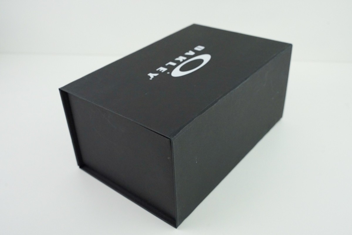 LARGE Oakley Gift Box Black Cardboard w/Magnetic Flap 8 x 5 x 4