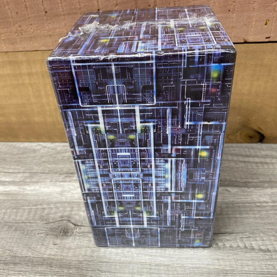 *Sealed* Star Trek: The Next Generation The Borg Collective 1996 4-Tape VHS Set  - Image 3 of 4