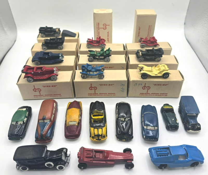 Lot of VINTAGE DYNA-MO HO Cars, Boxes, + Hand Painted Plaster Cast Cars & more!