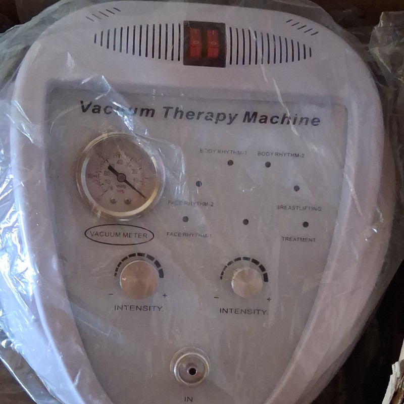 Vacuum Therapy Machine CE Certified RoHS Intensity Control for Back Face Breast