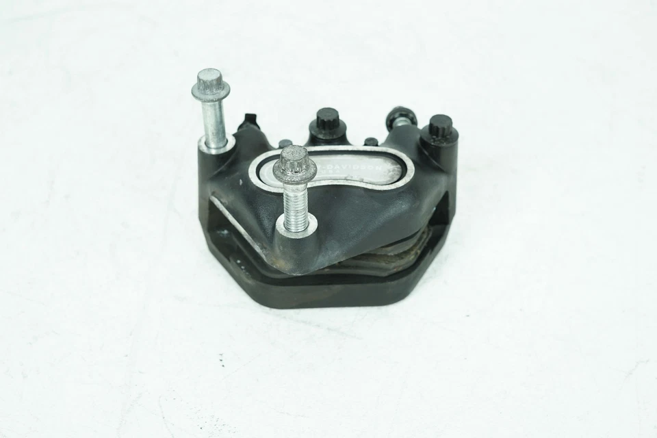 2002 Harley Softail FLSTFI Fat Boy OEM передний левый 1 тормозной суппорт 44046-00D - Изображение 2 из 4