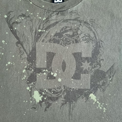 Vintage DC SHOES Shirt M 90s Tapout Tribal Skate Ken Block Art Graffiti Emerica - Picture 3 of 8