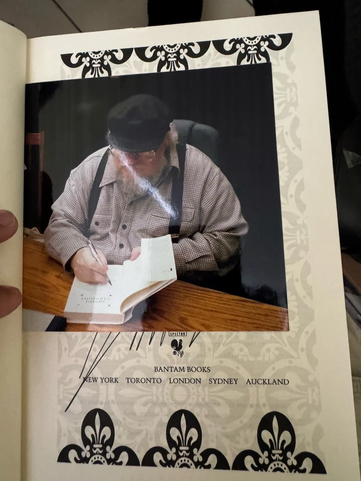 A STORM OF SWORDS by George R.R. Martin Bantam Books SIGNED 1st Ed-1st Print -LN - Image 2 of 4