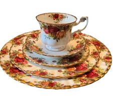 4 Sets VTG Royal Albert Old Country Roses Bone China 5 Piece Place Setting UK