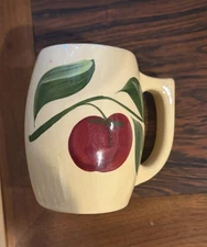 Watt Pottery #501 Apple Coffee Mug ~ Read ~