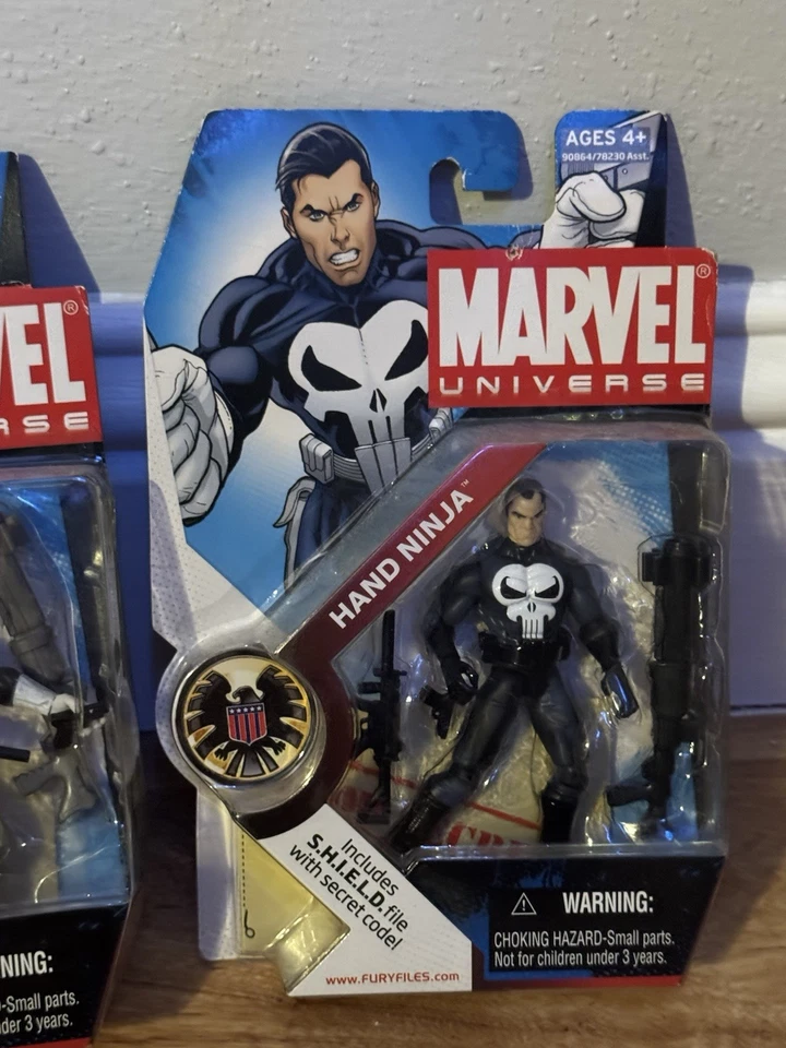 Lote Marvel Universe Punisher 2008 error de fábrica error de impresión Handninja 🔥😮‍💨 Foto 3 de 4