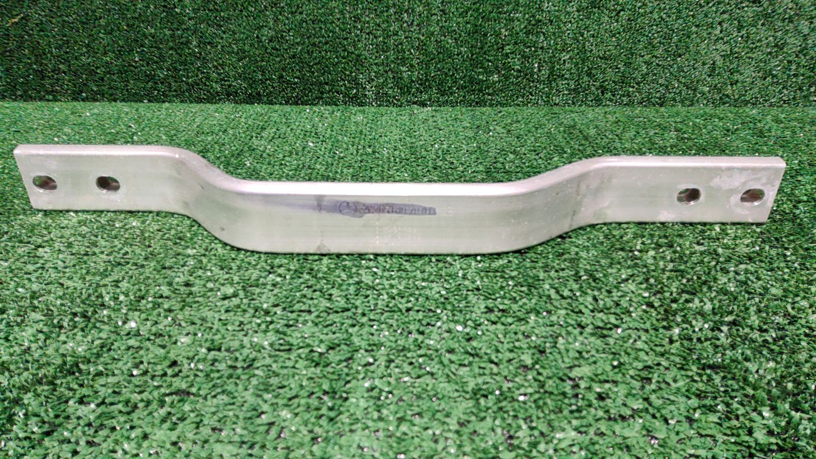 2014-2021 Mercedes Benz C300 Front Center Tunnel Oem A2056107001
