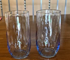 Lot of 2 Anchor Hocking Misty Blue Optic Swirl Beverag Juice Tumbler Glass 10 oz