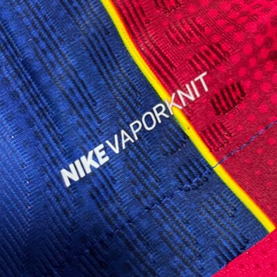 Authentic Nike Messi Barcelona Jersey soccer shirt 20/21 #10 Size