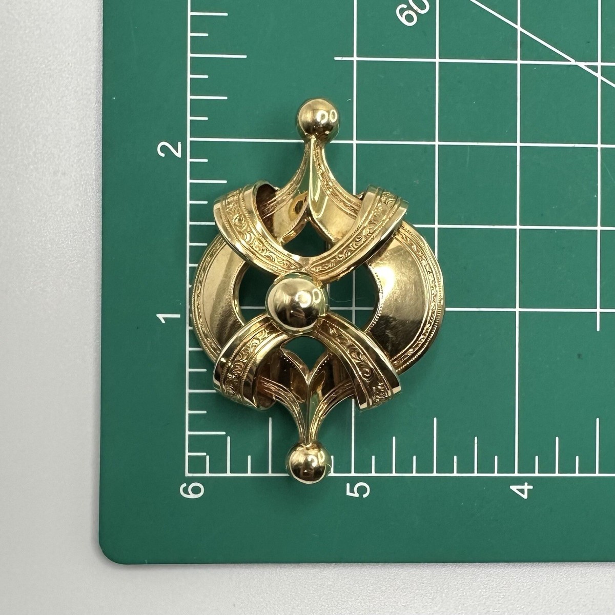 Antique Victorian Yellow Gold Etruscan Revival 3D Brooch