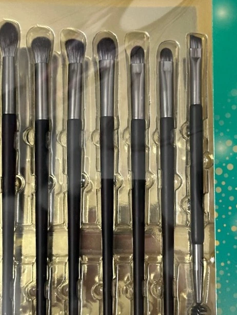 Juego de brochas de maquillaje artístico de 10 piezas creadas para Macy's NUEVO EN CAJA Foto 3 de 4