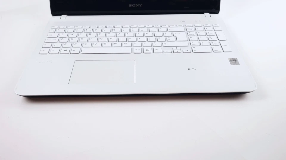 Computer PC portatile economico Sony GRANDE schermo 15,6" processore Intel 128 GB SSD Win10 - Immagine 3 di 4