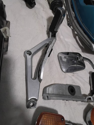 1983 Honda Nighthawk 650 Side Covers Fenders lights Misc Part Hardware Foot Pegs - Picture 9 of 18