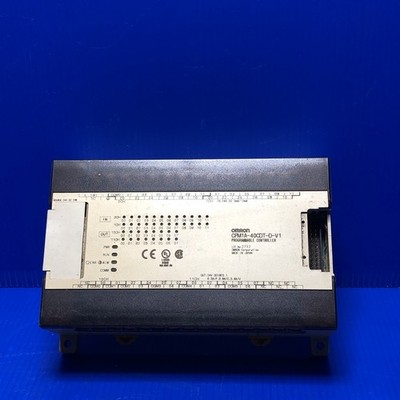 OMRON CPM1A-40CDT-D-V1 PROGRAMMABLE CONTROLLER--------FREE SHIPPING