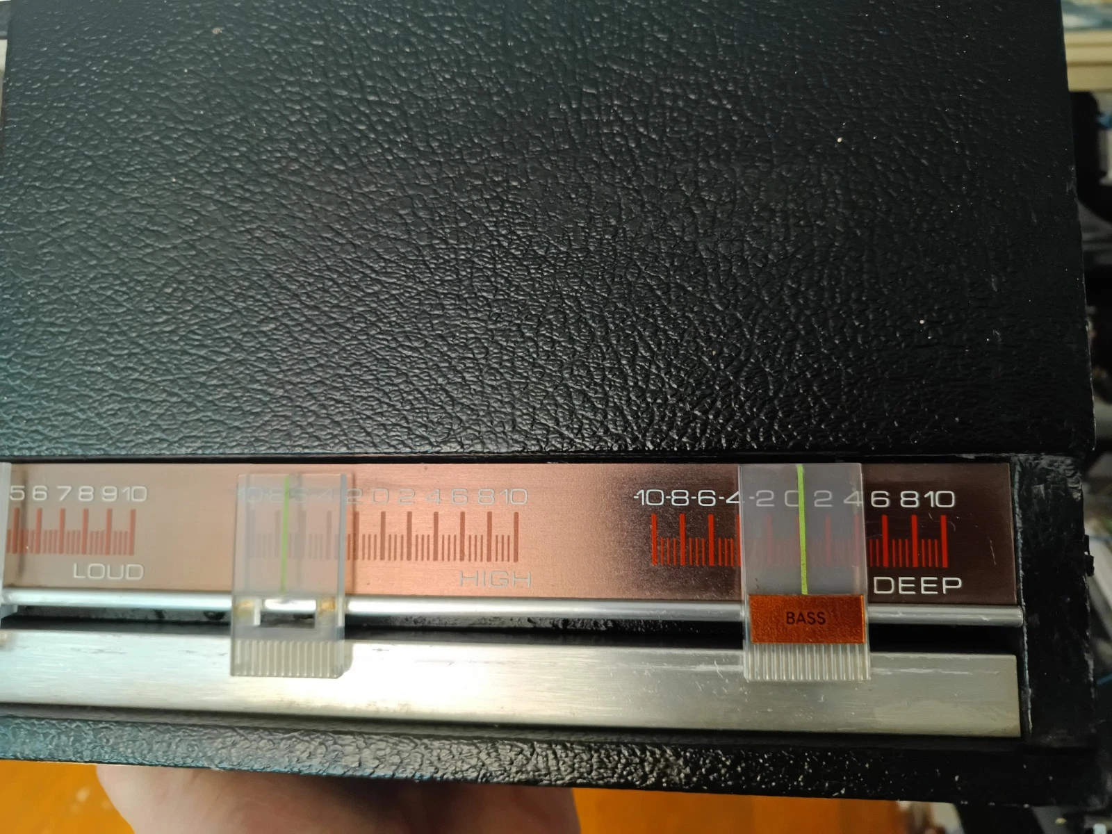 Picture 4 of 15