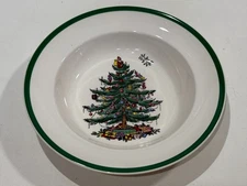 Spode Christmas Tree Rim Soup Bowl, Made in England, Mint Condition, 9" Diameter