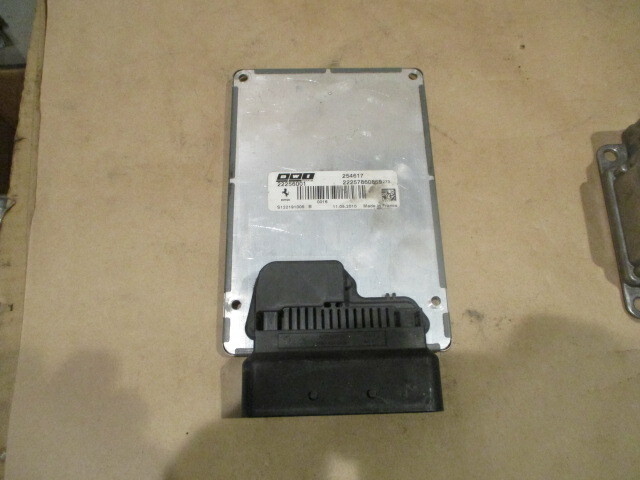 Ferrari × MAGNETTI MARELLIアンブレラ Ferrari Ignition Coil Magneti Marelli BZR202A Classic Parts