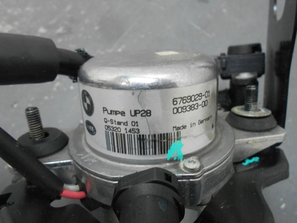 2006 06 07 08 09 10 BMW M5 E60 E63 E64 bomba de vacío 6769029 #3246 H6 Foto 4 de 4