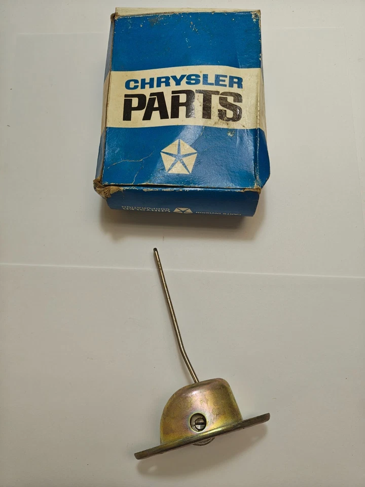 1970-1971 Plymouth Dodge Chrysler 383 2 Barrel Carburetor Choke 2951652 NOS. - Image 3 of 4