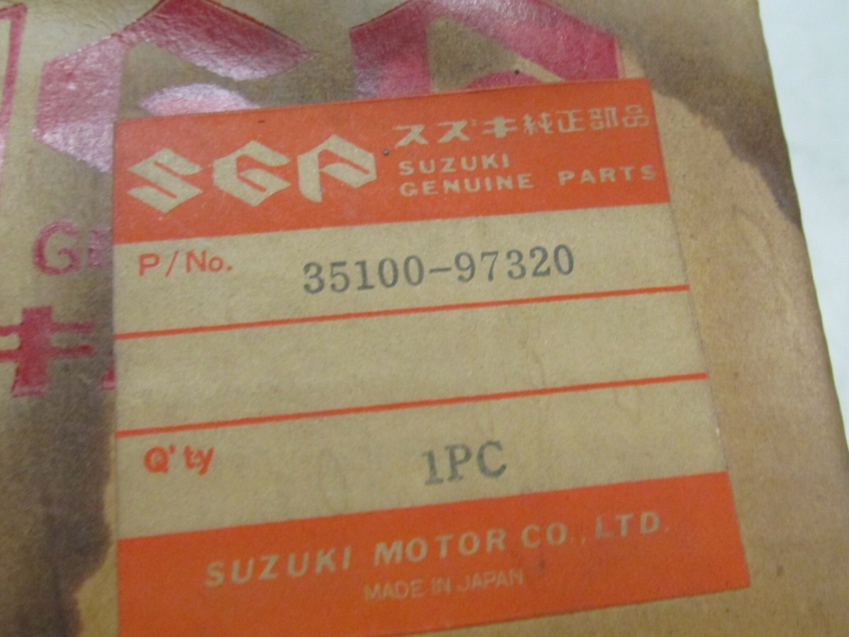 KH Iバリュー Suzuki snowmobile nos headlight 35100-97320 | eBay