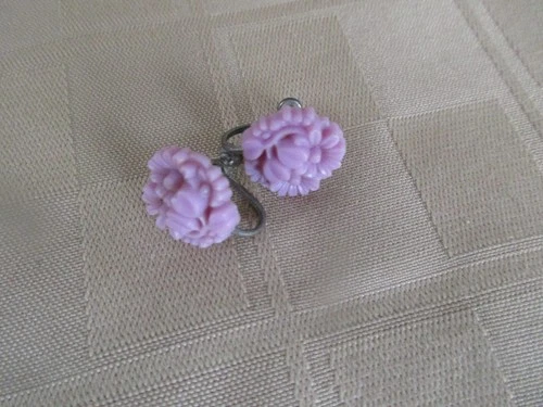 Vintage Costume Jewelry Earrings Purple Floral Screw-Back Estate