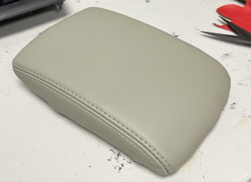 Slip Over Console Cover For Subaru Legacy Outback 2005 - 2009 Ivory Tan Beige - Foto 6 di 6