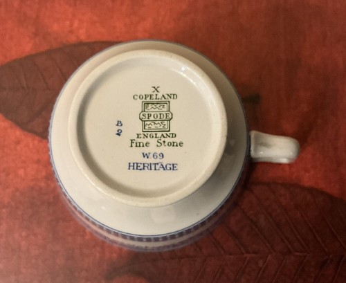 Copeland Spode Blue White Cup Heritage Eagle Bird Fine Stone 3 5/8” d. - Picture 8 of 8