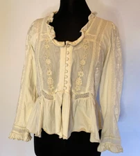 Forever That Girl EMBROIDERED LACE IVORY BLOUSE Medium Peplum Victorian Coquette
