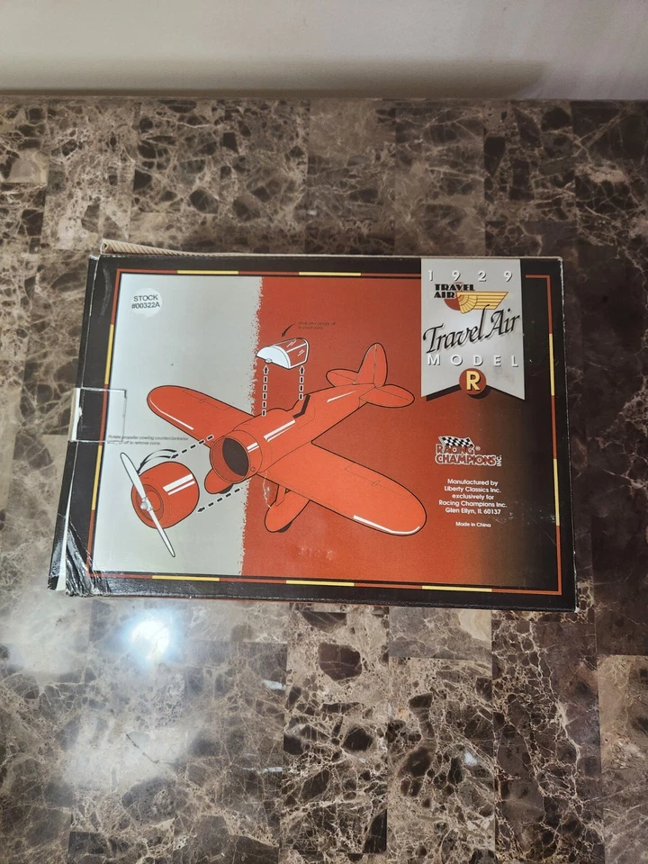 The Racing Champions AC Delco-Western Auto 1929 Travel Air Model Die Cast Bank Foto 3 de 4