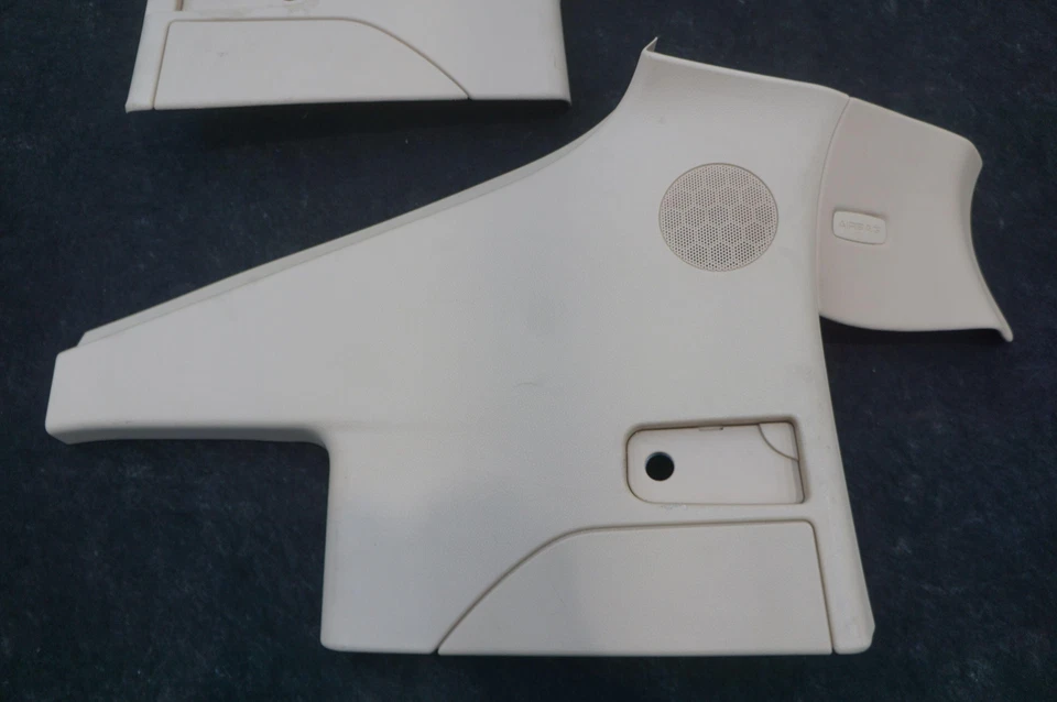 Set 2 Front Left Right C Pillar 97055518701 Porsche Panamera 970 2010-16 *Note* - Image 3 of 4