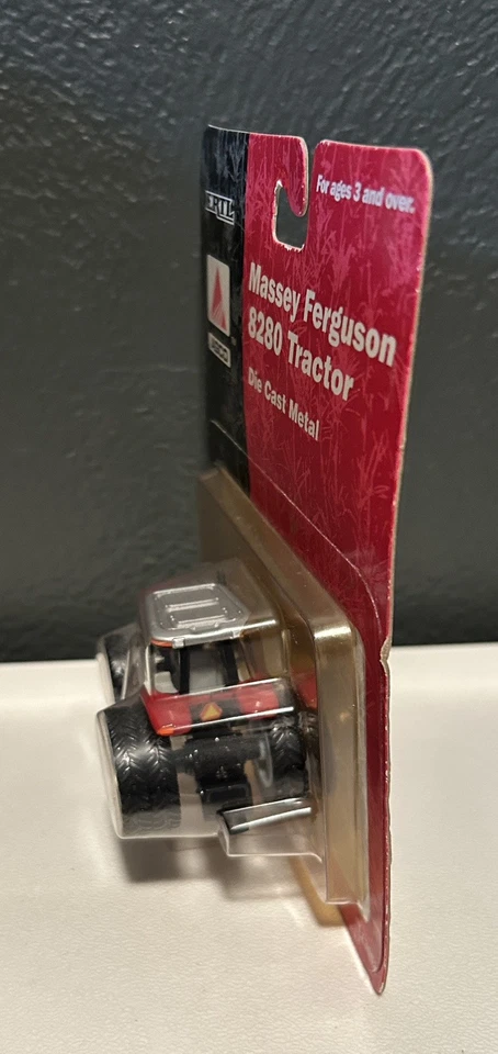  Massey Ferguson 8280 FWA Tractor w/Duals, 1/64 scale, ERTL,  #13052  - Image 3 of 4