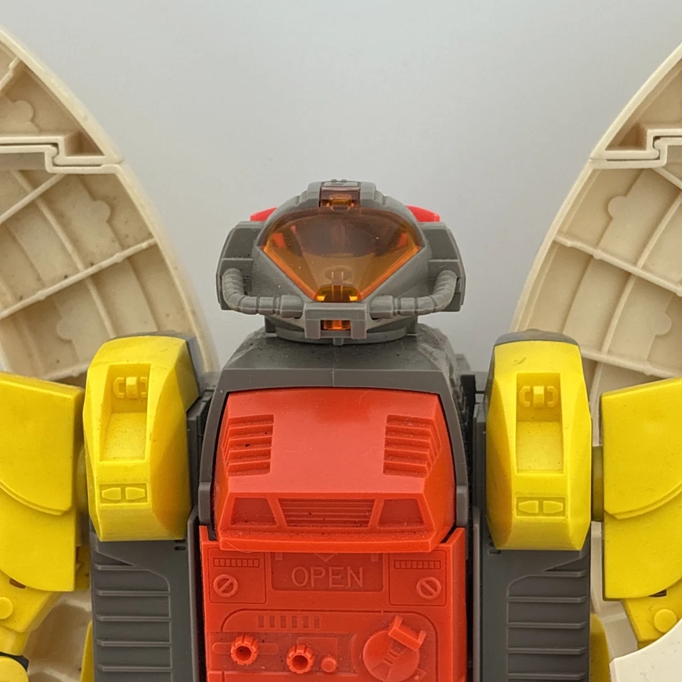 Vintage G1 Transformers Omega Supreme 1985 Hasbro Incomplete For Parts - Image 4 of 4