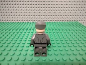 Lego Star Wars: Imperial Officer Minifigure sw0582 from 75055