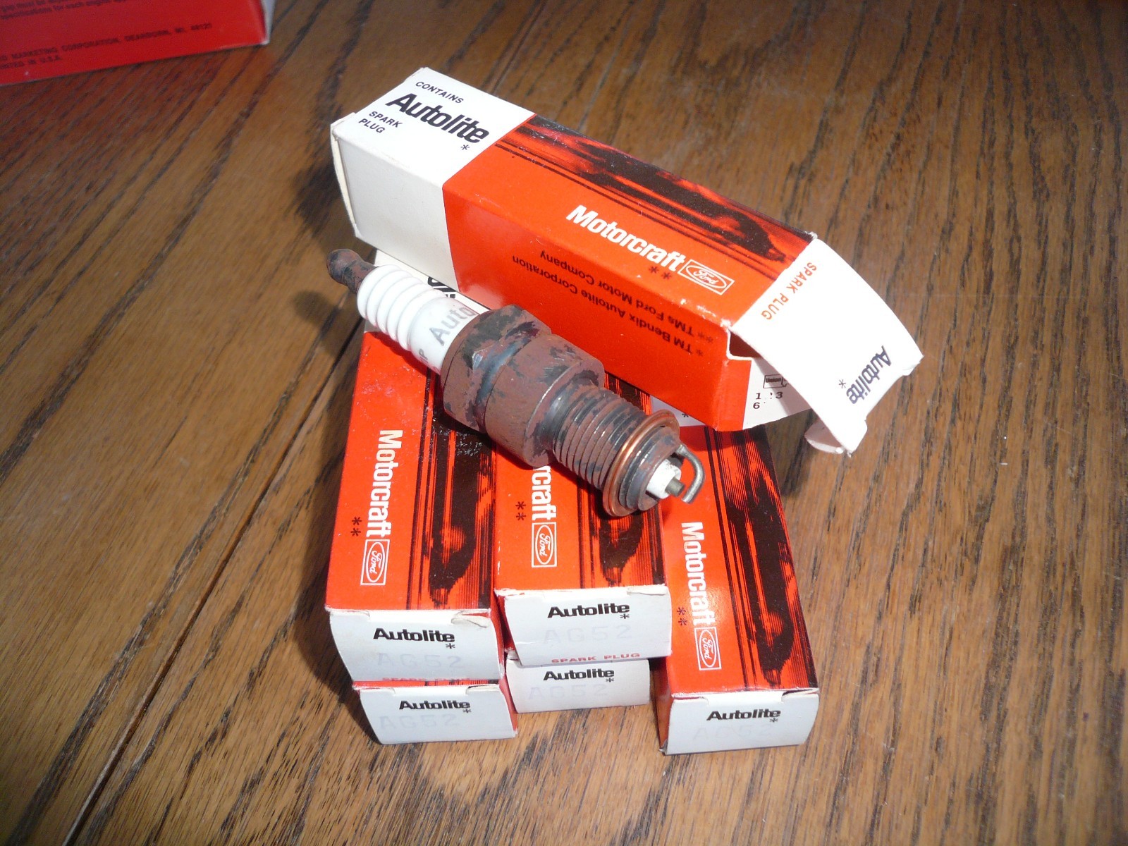 NOS SPARK PLUGS 6PCS AG52 FITS 1975 1976 DODGE CHRYSLER PLYMOUTH 318 V8 ENG