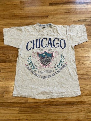Vintage Chicago The Windy City Skyline School Fruit Of The Loom Size Medium READ - Picture 2 of 9