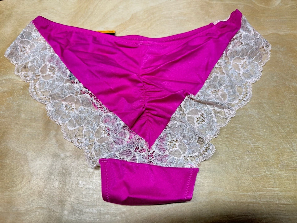 Calcinha Tanga Maidenform Comfort Devotion Lace Back - Framboesa - Tamanho 5 - Nova - Imagem 2 de 2