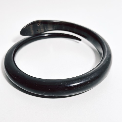 Vintage Hand Carved Horn Snake Bangle Bracelet 1950s Tribal Style Jewellery - Imagen 12 de 24