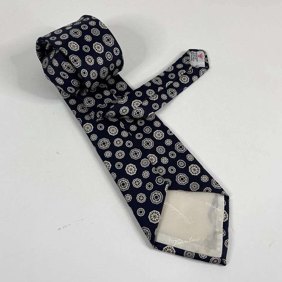Corbata Turnbull & Asser 100% Seda Vintage Floral Azul Blanco 3 3/4 x 58 Foto 2 de 4