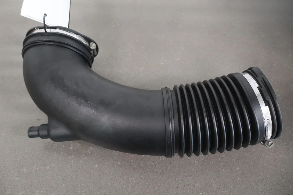 2005-2006 Pontiac GTO Air Intake Filter Housing Tube Base & Lid *No MAF* - Image 2 of 4