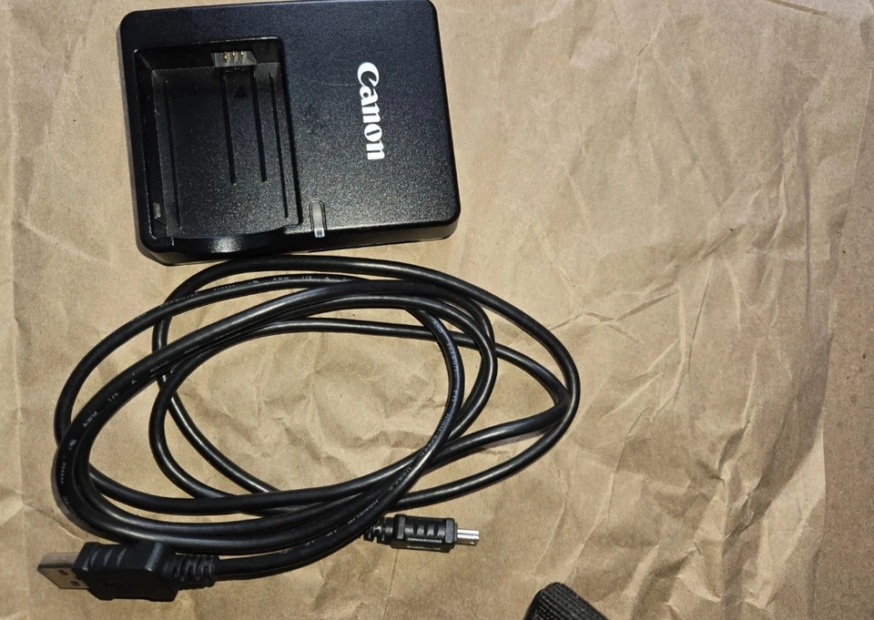 Kit de cámara digital Canon EOS Rebel T1i 15,1 MP DSLR 18-55 mm 55-220 paquete SD COMO NUEVO Foto 3 de 4