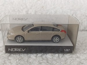 Citroen C6 Noir et Blanc (2011) - picture 1 of 2