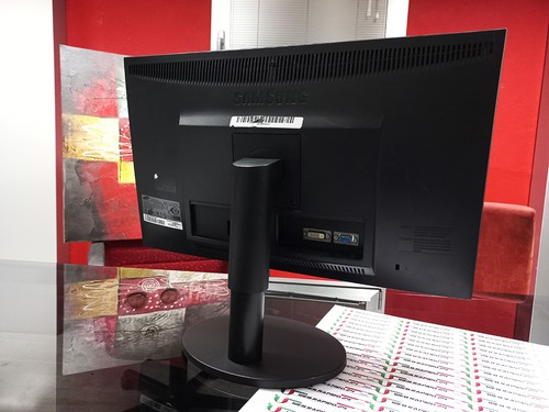 PC MONITOR 24" LCD LED FULL HD (DELL,HP,LENOVO) IPS VGA DVI DP DISPLAY BUONO - Imagen 7 de 7