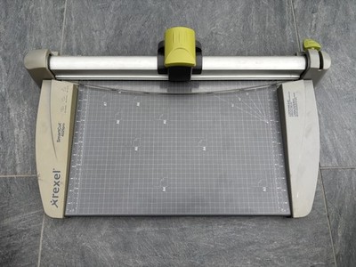 Rexel SmartCut A525 Pro 3-in-1 A3 rotierender Papierschneider Schneider 30 Blatt Easy Lock
