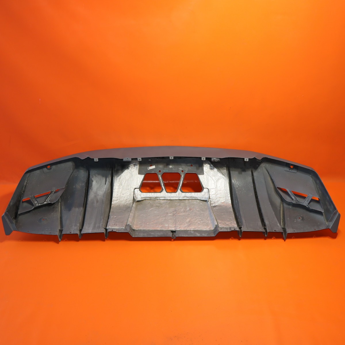LAMBORGHINI AVENTADOR SVJ REAR BUMPER LOWER 2021 2022 470807107B RECONDITIONED