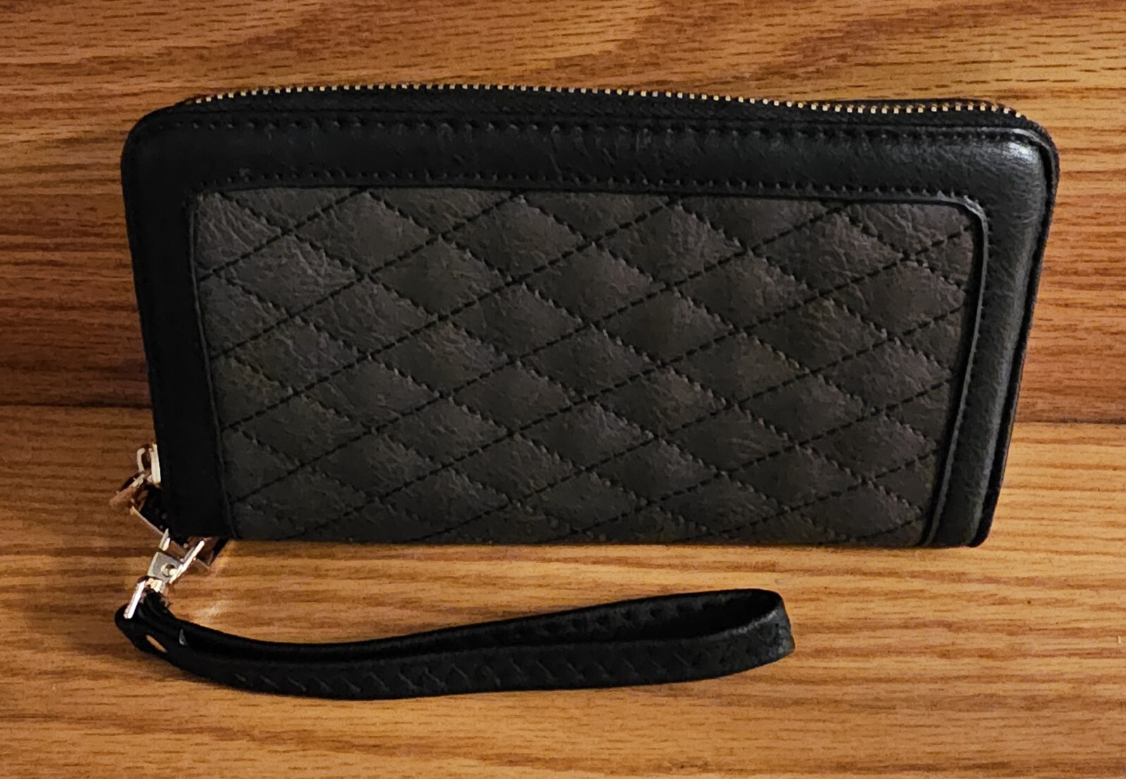 Wristlet Wallet Zip Close Multiple Compartments 7… - image 1