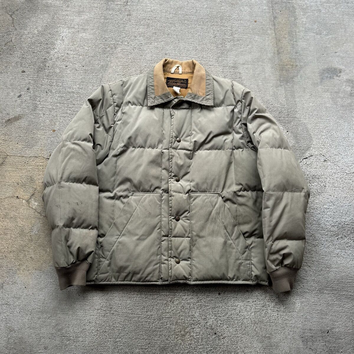 Vintage Eddie Bauer Goose Down Corduroy Collar Jacket Mens Vintage Eddie Bauer Goose Down Corduroy Collar Jacket Mens