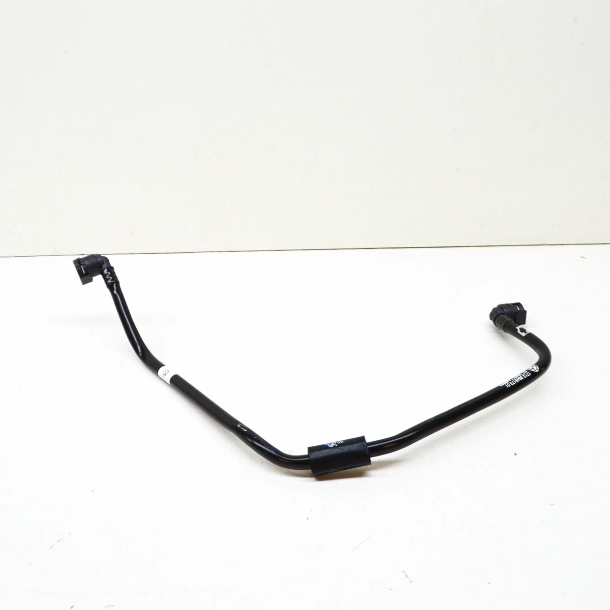 BMW 3 F30, F80 Cylinder Head Expansion Tank Hose 17129845173  