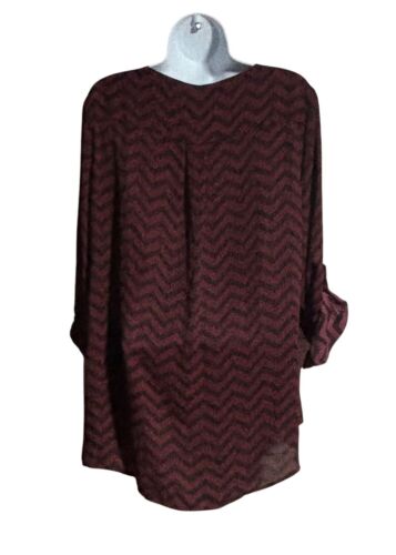 Hippie Rose Blouse Womens Large Chevron Print Long Tab Sleeve Maroon Chevron - Picture 2 of 8